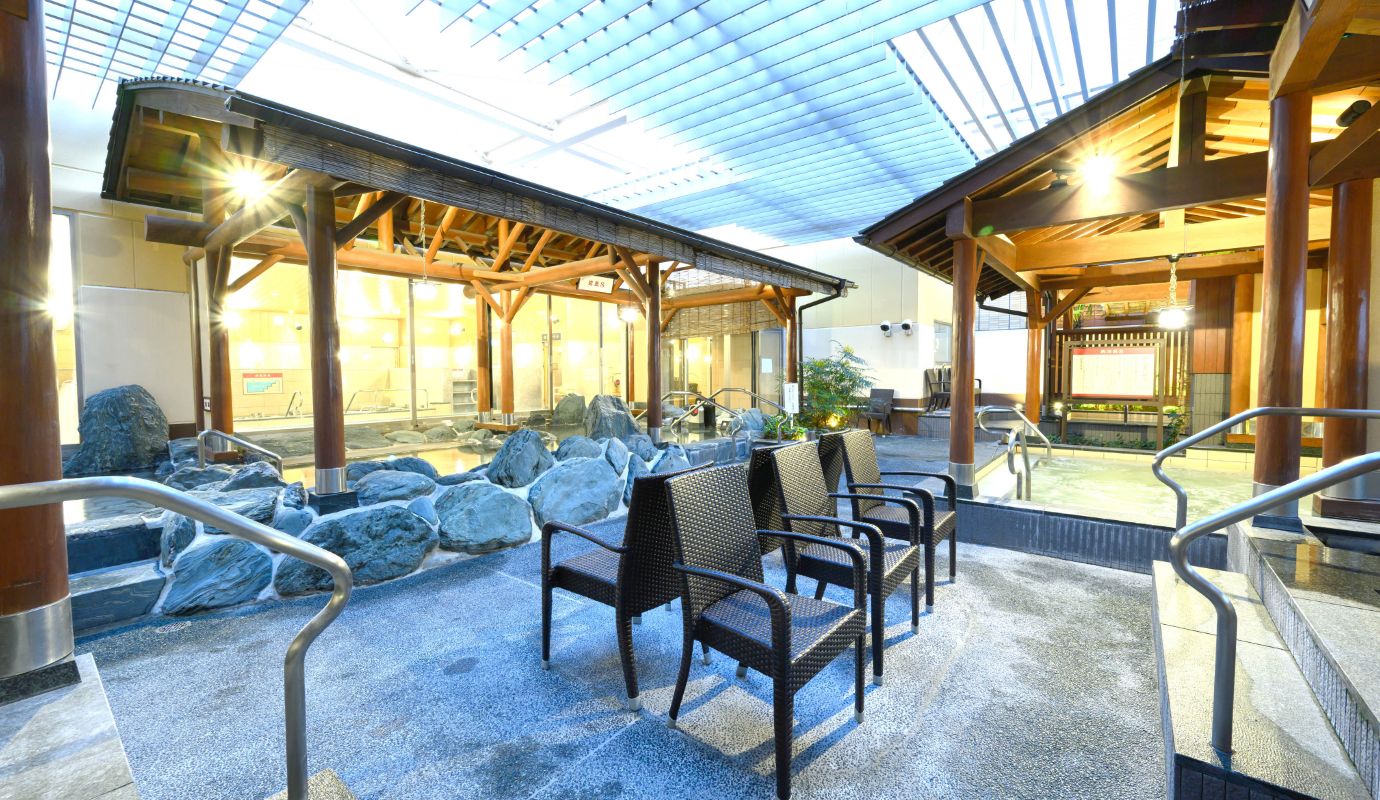 外氣浴放鬆區(男女分區)